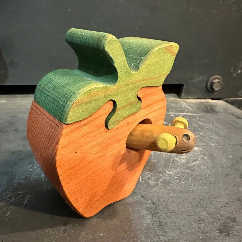 Wooden Apple Worm Puzzle Toy Handmade Educational Kids Play‎